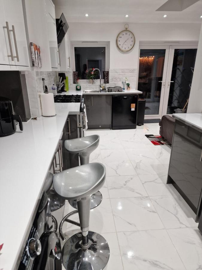 Linx View 4 Bedroom House Gravesend Extérieur photo